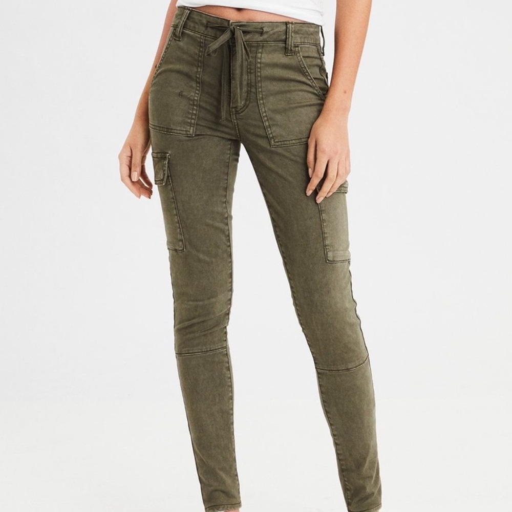 AE Hi-Rise Cargo Pants
